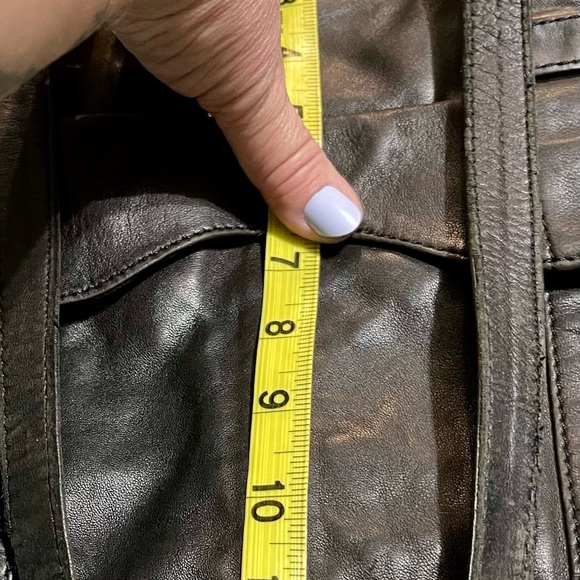 VINTAGE Black Leather shoulder bag - Picture 12 of 16